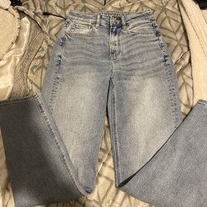 american eagle mom jeans :)